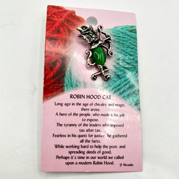 Green Robin Hood Cat Brooch - Picture 1 of 4